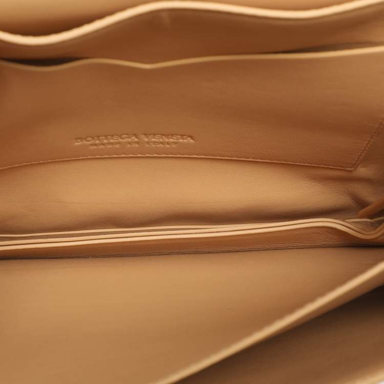 Pre Owned Bottega Veneta Mount Large Beige Leather Crossbody Bag