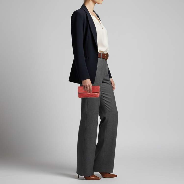 Pre Owned Bottega Veneta Red Croc Embossed Leather Lock Flap Clutch