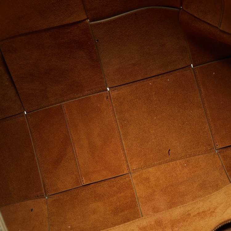 مملوكة مسبقًا حقيبة بوتيغا فينيتا أركو كبيرة جلد إنتريتشو بيج