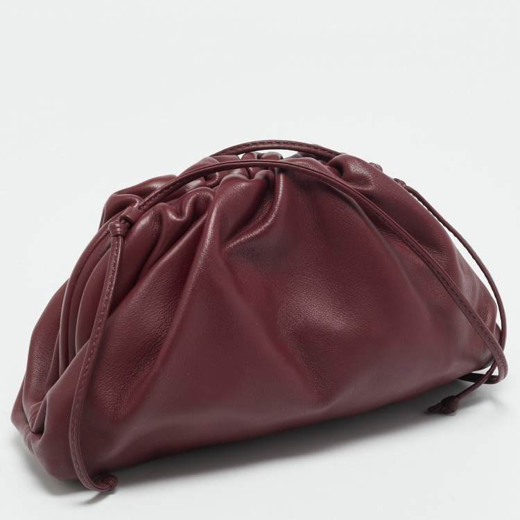 Pre Owned Bottega Veneta The Pouch Mini Burgundy Leather Bag