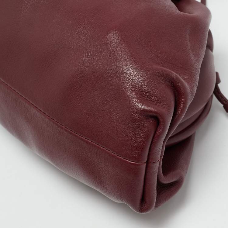 Pre Owned Bottega Veneta The Pouch Mini Burgundy Leather Bag