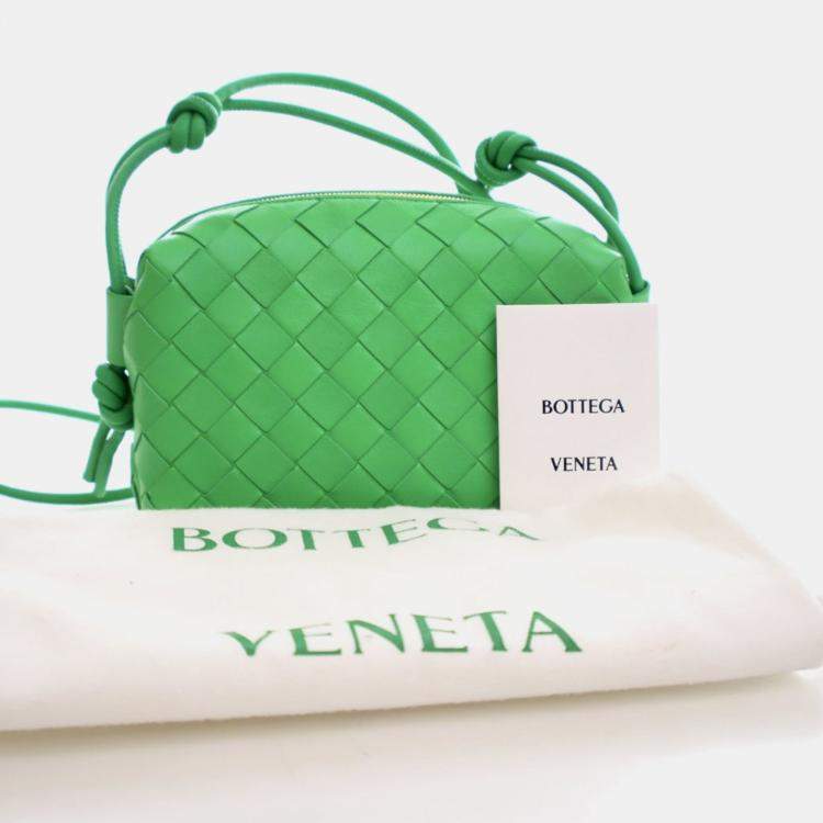 Pre Owned Bottega Veneta Mini Intrecciato Calfskin Loop Camera Bag