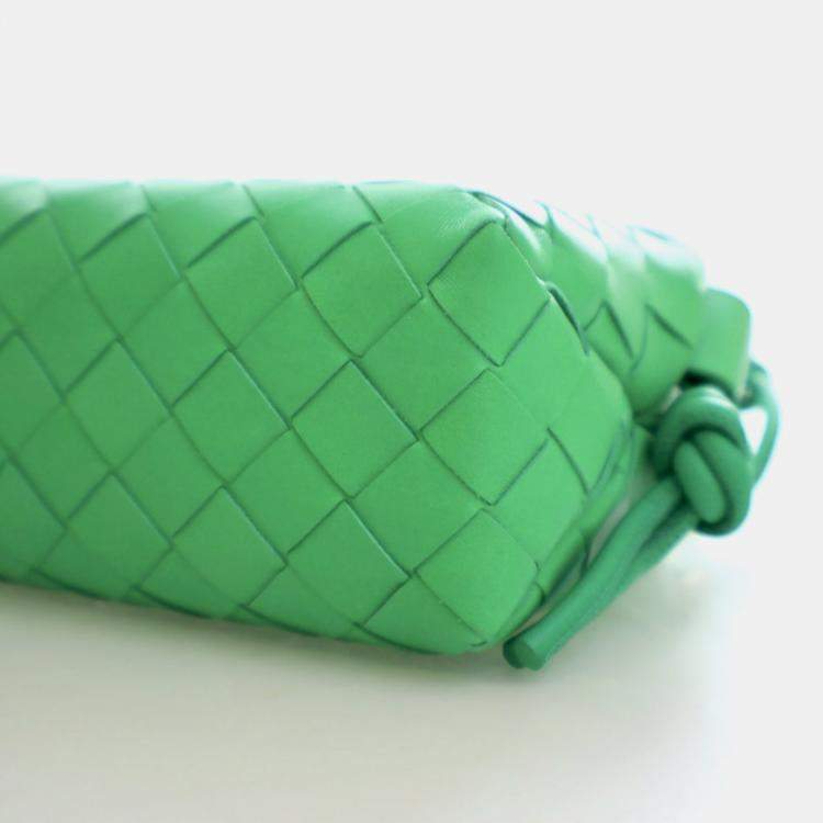 Pre Owned Bottega Veneta Mini Intrecciato Calfskin Loop Camera Bag