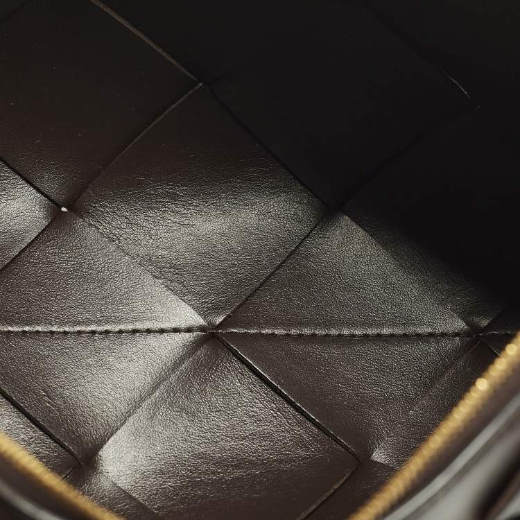 Pre Owned Bottega Veneta Cassette Small Dark Brown Leather Camera Crossbody Bag