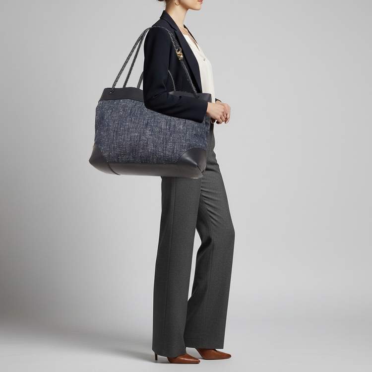 Pre Owned Bottega Veneta Andiamo Large Navy Blue Denim and Leather Tote