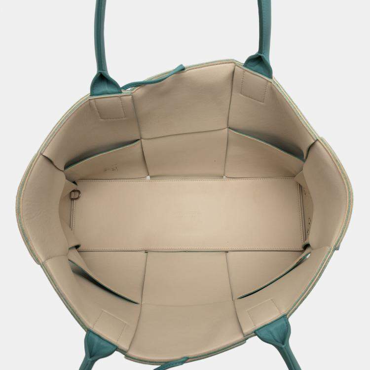 Pre Owned Bottega Veneta Blue Medium Nappa Maxi Intrecciato Arco Tote