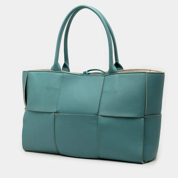 Pre Owned Bottega Veneta Blue Medium Nappa Maxi Intrecciato Arco Tote