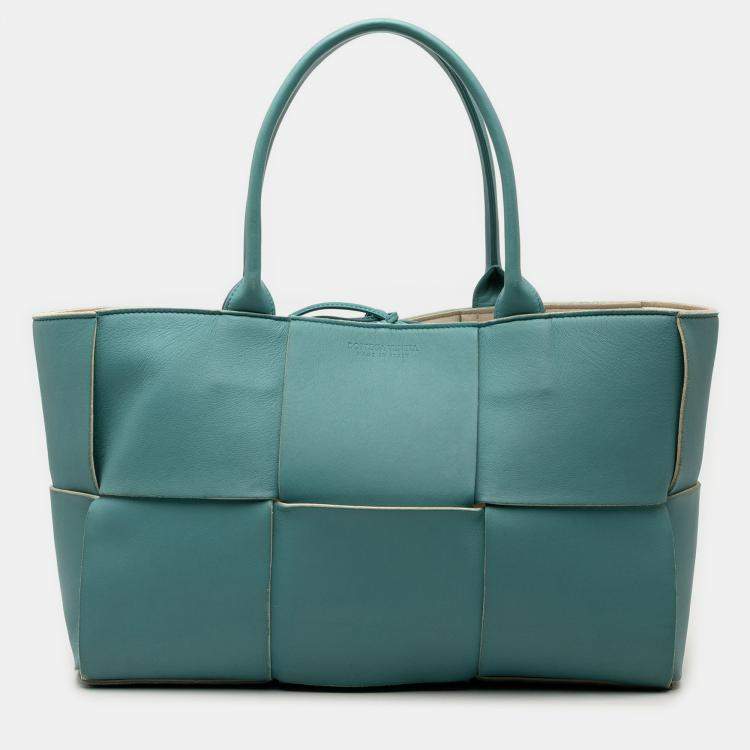 Pre Owned Bottega Veneta Blue Medium Nappa Maxi Intrecciato Arco Tote
