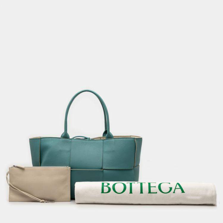 Pre Owned Bottega Veneta Blue Medium Nappa Maxi Intrecciato Arco Tote