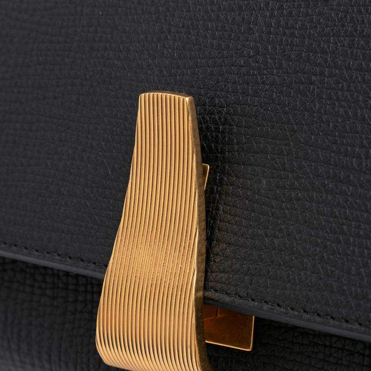 Pre Owned Bottega Veneta Black Grained Calfskin BV Angle Shoulder Bag