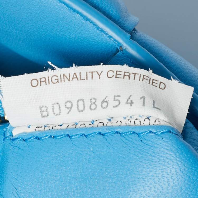 Pre Owned Bottega Veneta Cassette Blue Padded Leather Chain Shoulder Bag