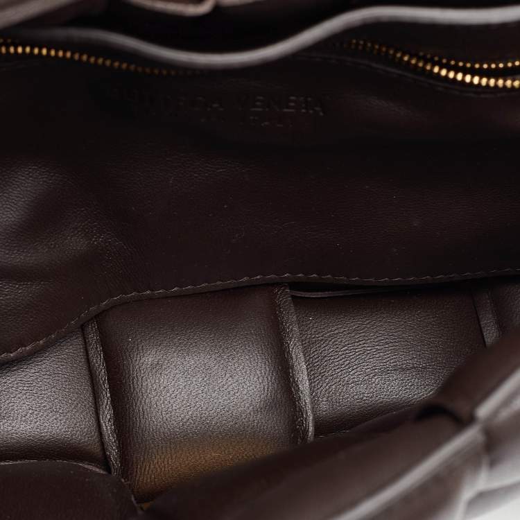 Pre Owned Bottega Veneta Cassette Chain Brown Padded Leather Shoulder Bag