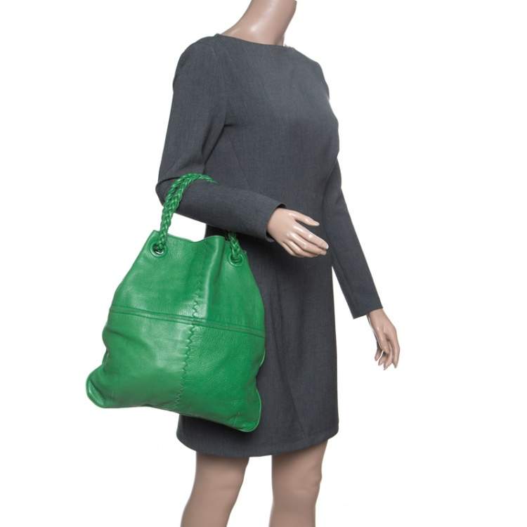 Pre Owned Bottega Veneta Green Leather Braided Handle Hobo