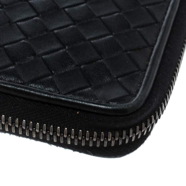 Pre Owned Bottega Veneta Black Intrecciato Leather Zip Around Wallet