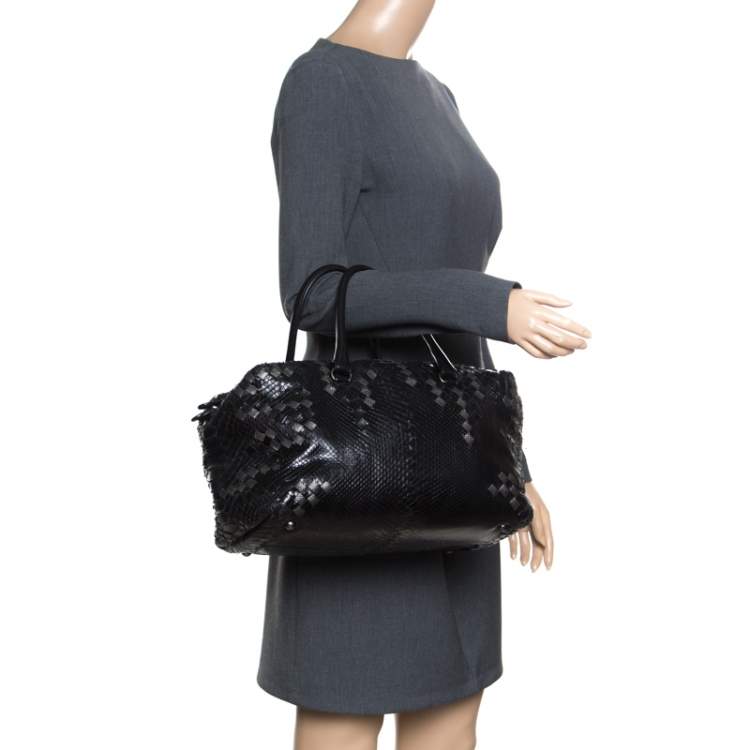 Pre Owned Bottega Veneta Black Python and Leather Intrecciato Detail Brick Bag