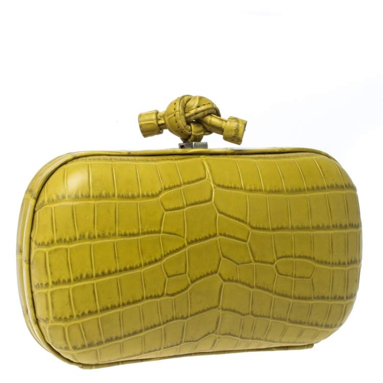 bottega veneta clutch price