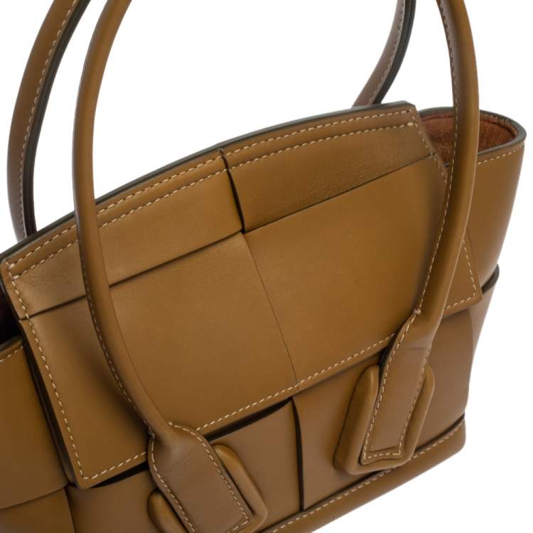 Pre Owned Bottega Veneta Seaweed Green Leather Acro Mini Tote