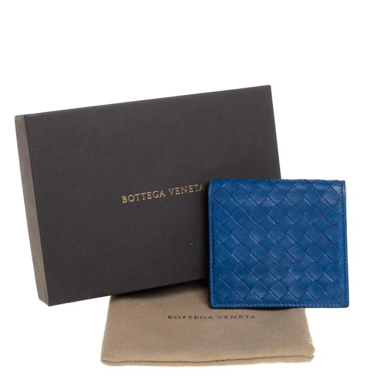 Pre Owned Bottega Veneta Blue Intrecciato Leather Bifold Card Holder