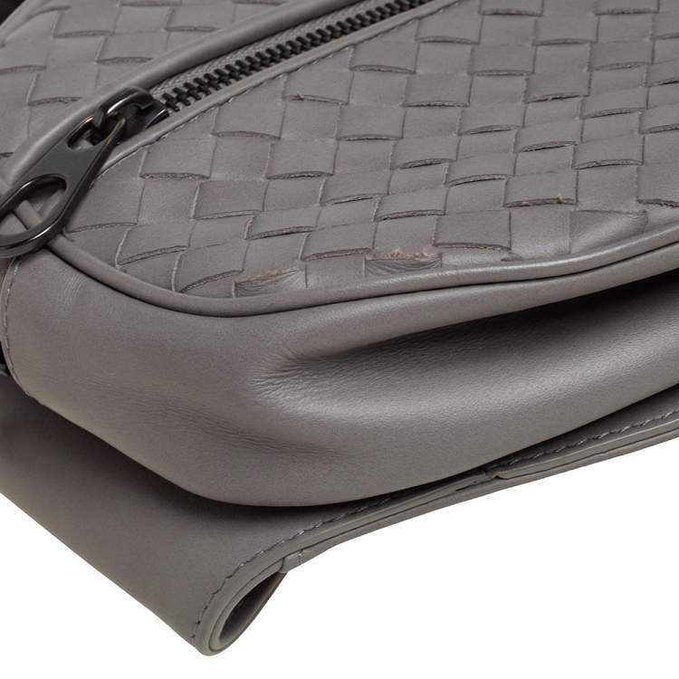 Pre Owned Bottega Veneta Grey Intrecciato Leather Zip Belt Bag 