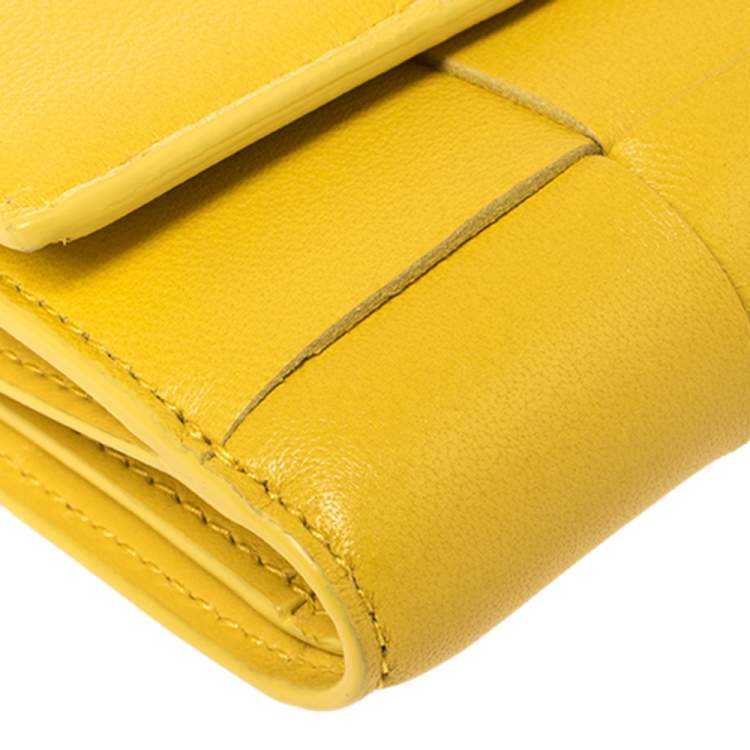 Pre Owned Bottega Veneta Yellow Maxi Intrecciato Leather Trifold Wallet