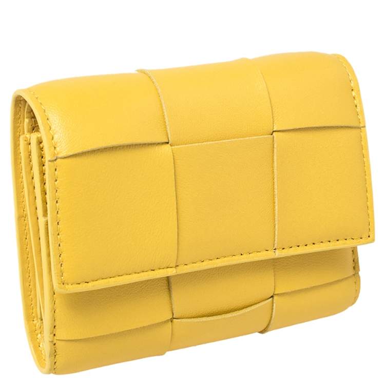 Pre Owned Bottega Veneta Yellow Maxi Intrecciato Leather Trifold Wallet