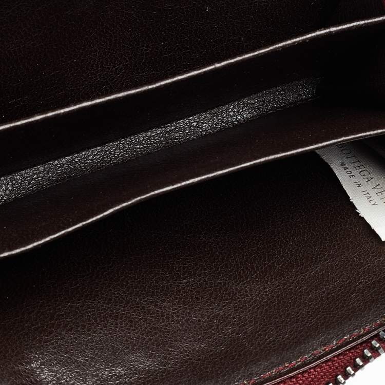 مملوكة مسبقًا Bottega Veneta Burgundy Intrecciato Leather Wallet
