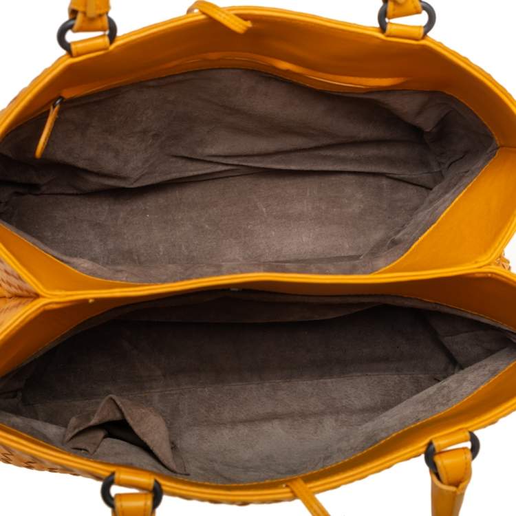 Pre Owned Bottega Veneta Mustard Intrecciato Leather Tote