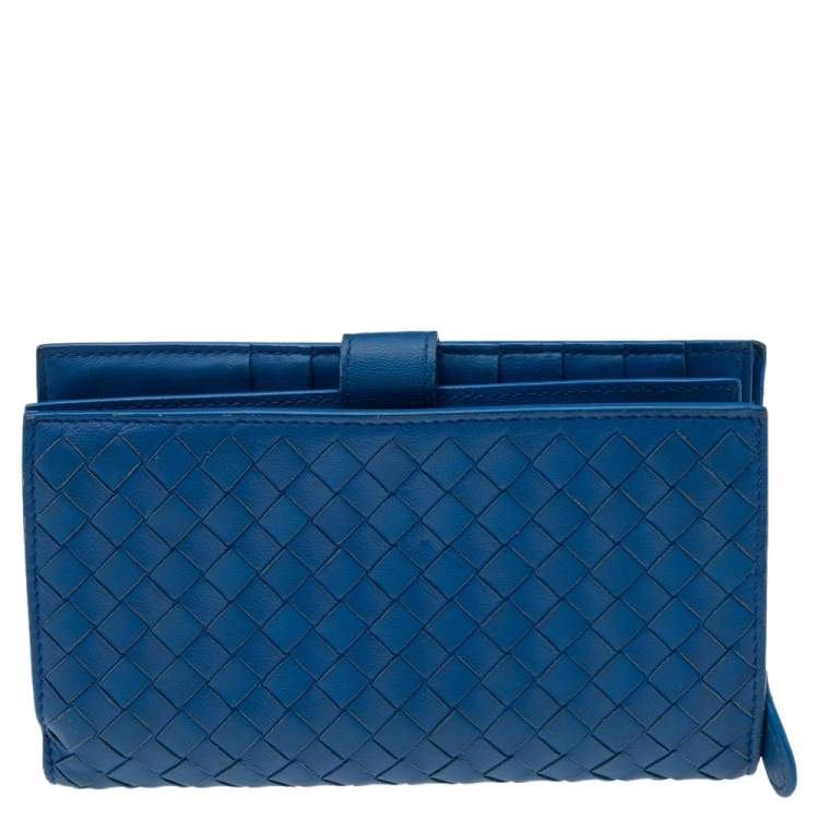 Pre Owned Bottega Veneta Blue Intrecciato Leather Continental Wallet