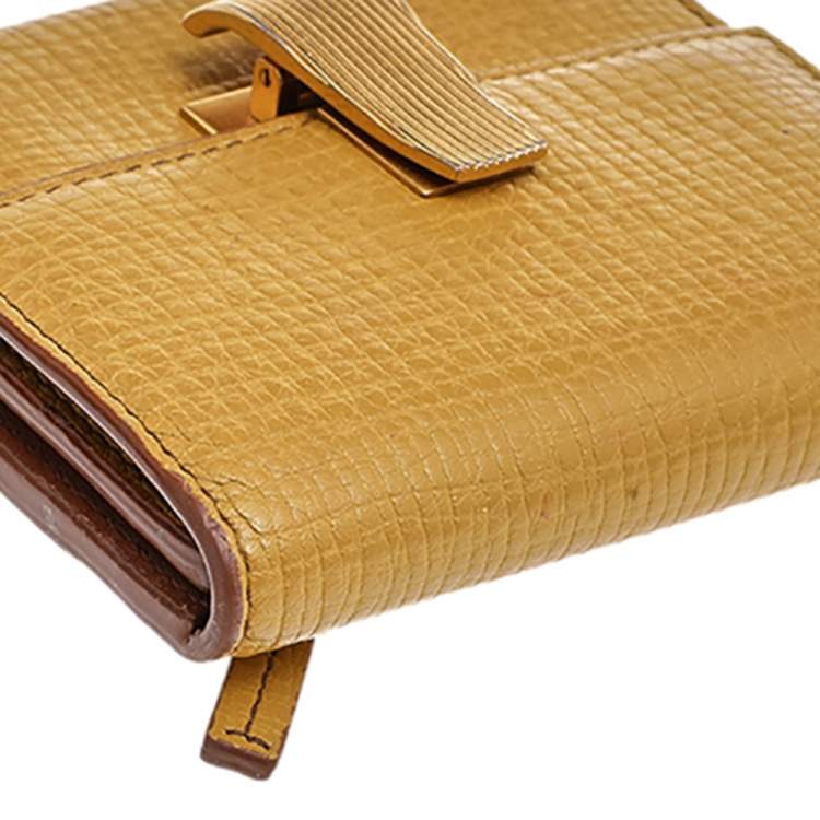 Pre Owned Bottega Veneta Mustard Leather Decorative Clasp Wallet