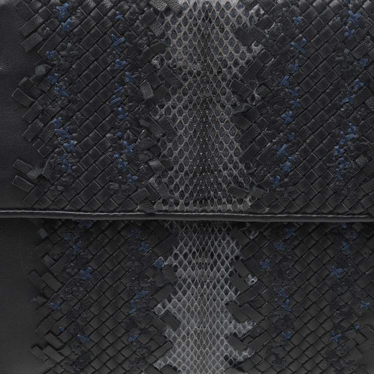 Pre Owned Bottega Veneta Black/Blue Intrecciato Leather And Python Trim Olimpia Bag