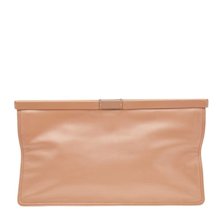 Pre Owned Bottega Veneta Beige Leather Oversized Clutch