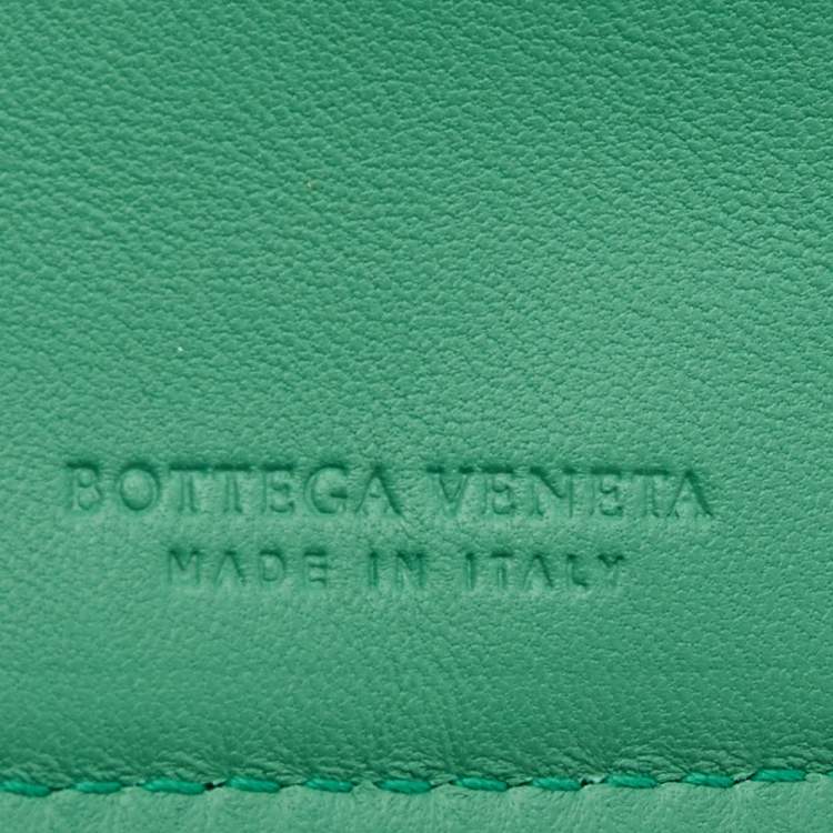 Pre Owned Bottega Veneta Green Intrecciato Leather Continental Wallet