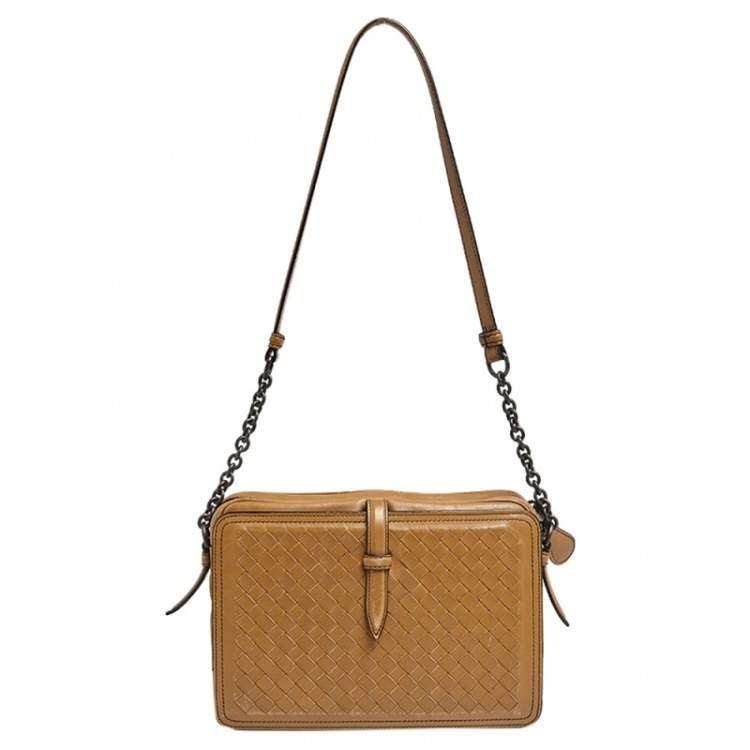 Pre Owned Bottega Veneta Beige Intrecciato Leather Camera Bag