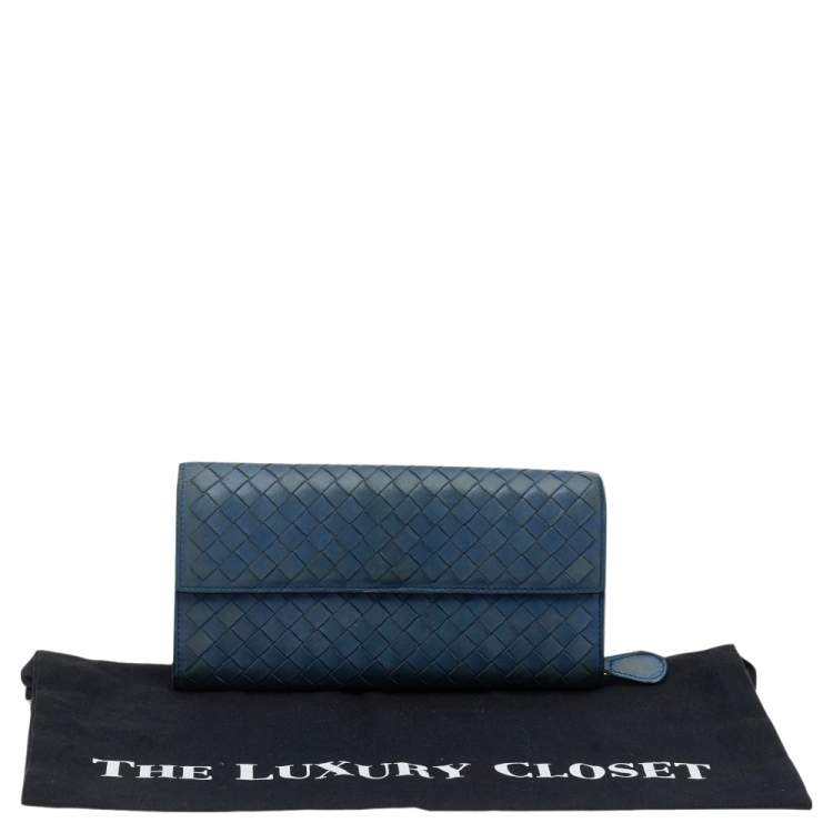 Pre Owned Bottega Veneta Blue Intrecciato Leather Continental Flap Wallet