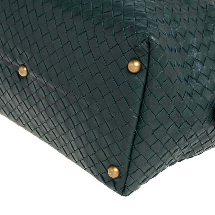 Pre Owned Bottega Veneta Green Intrecciato Boston Bag