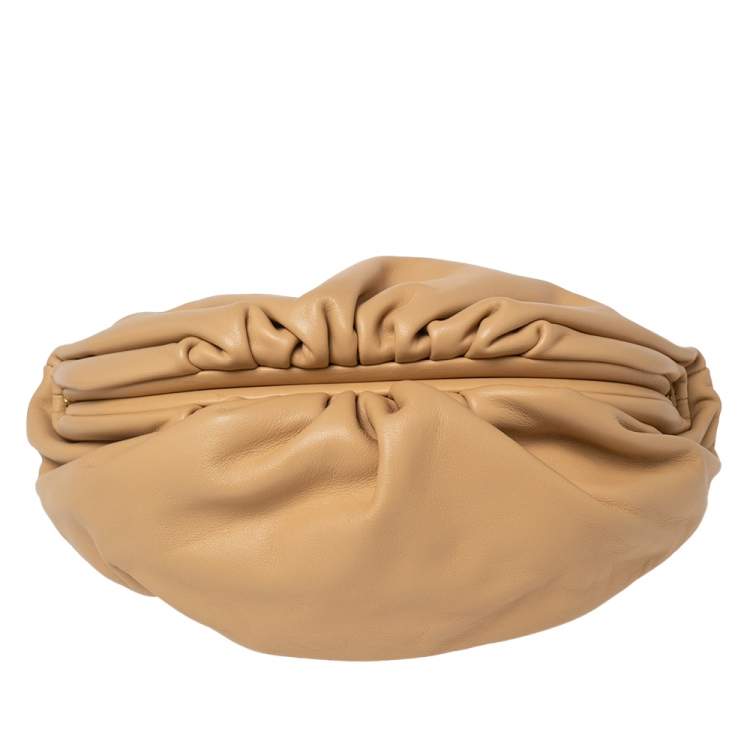 Pre Owned Bottega Veneta Almond Beige Leather The Belt Chain Pouch