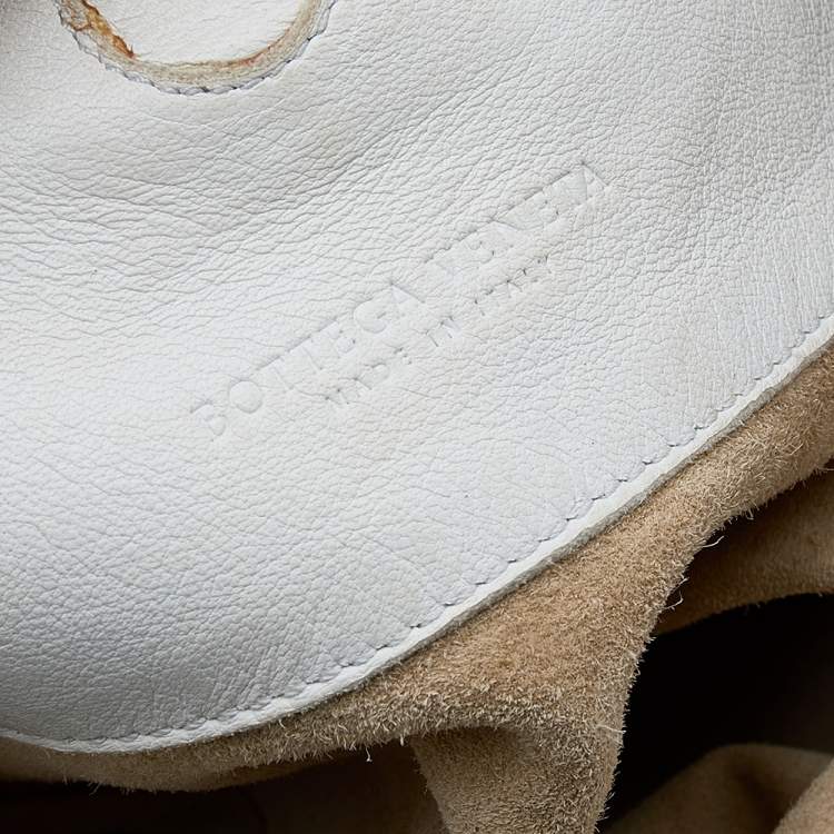Pre Owned Bottega Veneta White Intrecciato Leather Campana Hobo