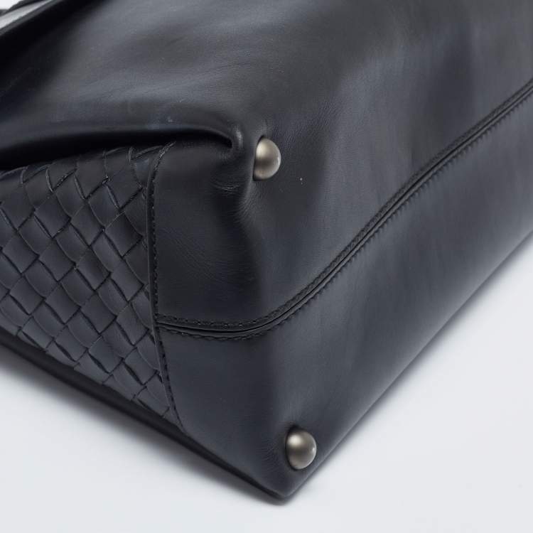 Pre Owned Bottega Veneta Navy Blue Leather Medium Piazza Top Handle Bag