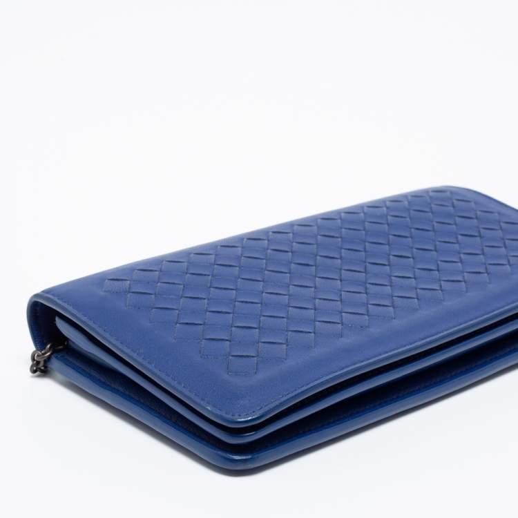Pre Owned Bottega Veneta Blue Intrecciato Leather Flap Wallet On Chain