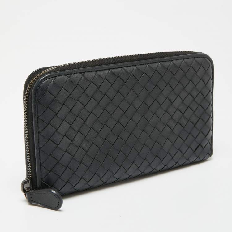 Pre Owned Bottega Veneta Black Intrecciato Leather Zip Around Wallet