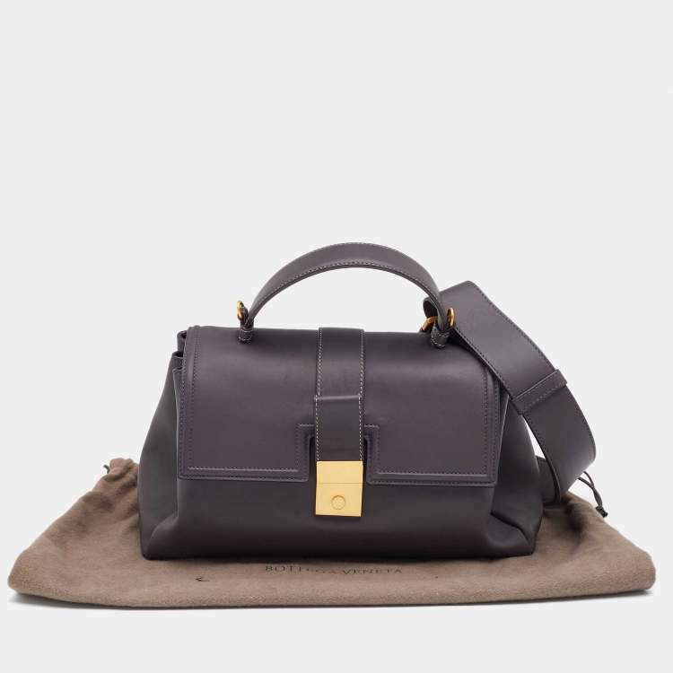 Pre Owned Bottega Veneta Plum Leather Small Piazza Top Handle Bag