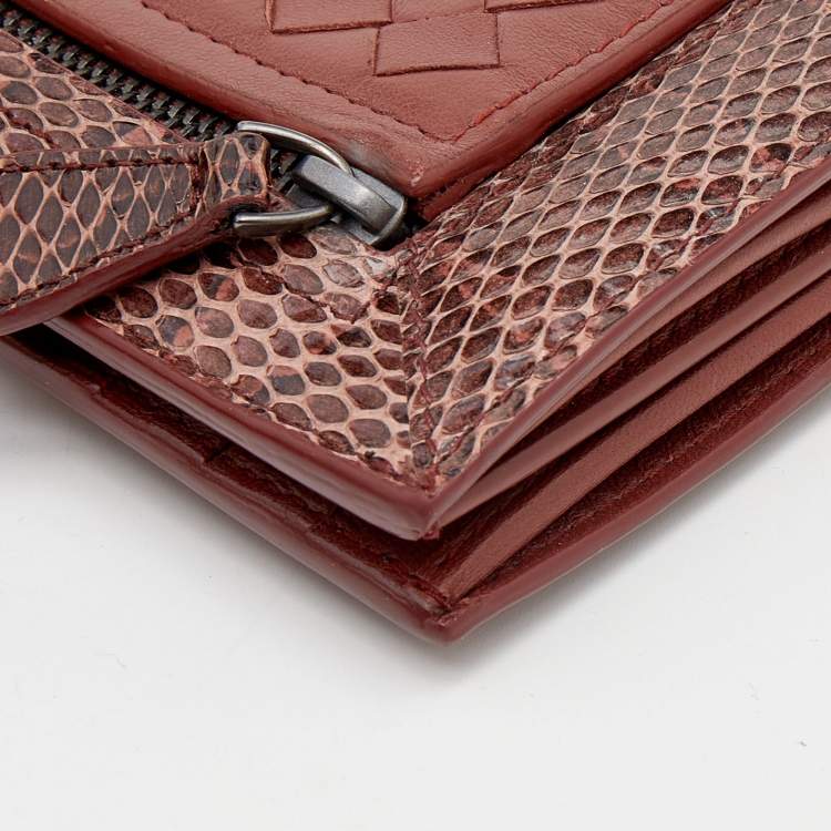 Pre Owned Bottega Veneta Maroon Python and Intrecciato Leather Bifold Wallet