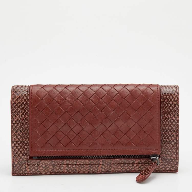 Pre Owned Bottega Veneta Maroon Python and Intrecciato Leather Bifold Wallet