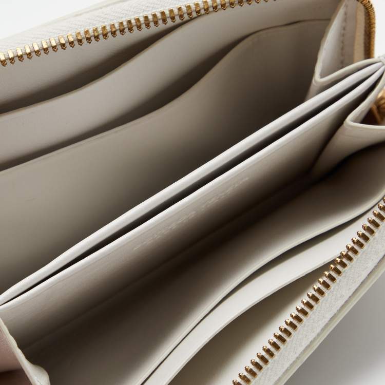 Pre Owned Bottega Veneta Off White Intrecciato Leather Zip Coin Purse