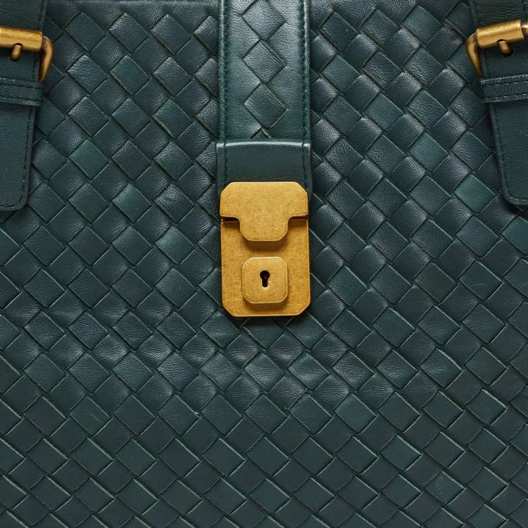 Pre Owned Bottega Veneta Green Intrecciato Leather Medium Roma Tote