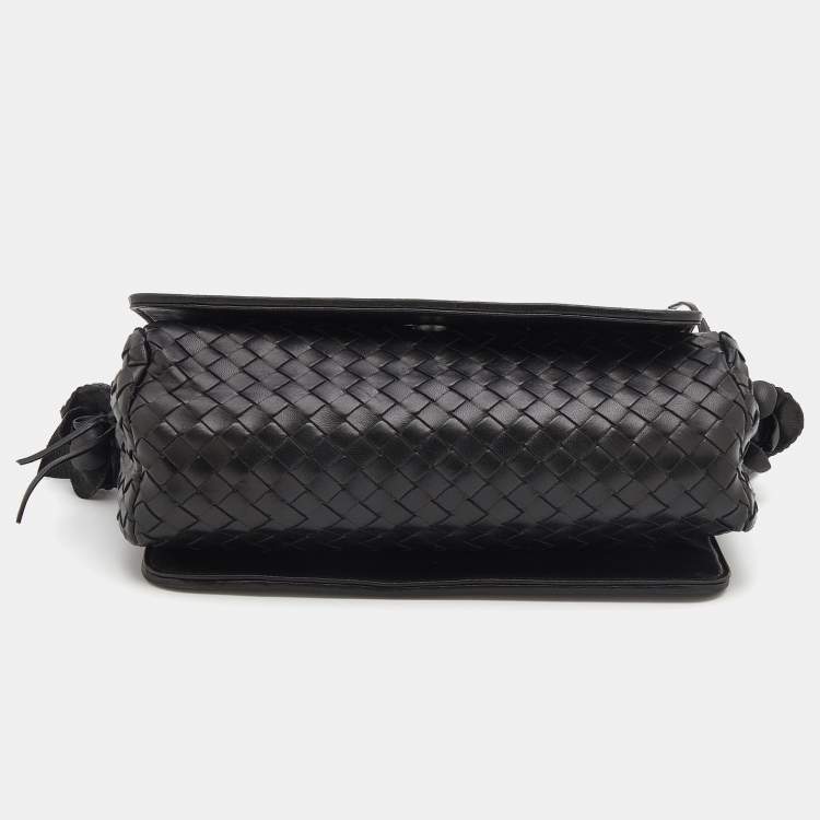 Pre Owned Bottega Veneta Black Intrecciato Leather Limited Edition 097/150 Floral Applique Sienna Bag