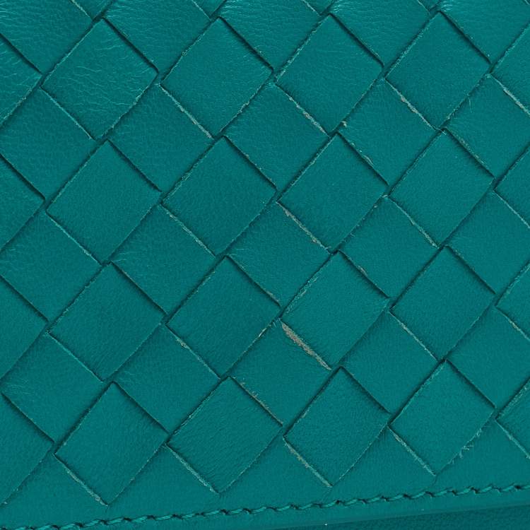 Pre Owned Bottega Veneta Green Intrecciato Leather Business Card Holder