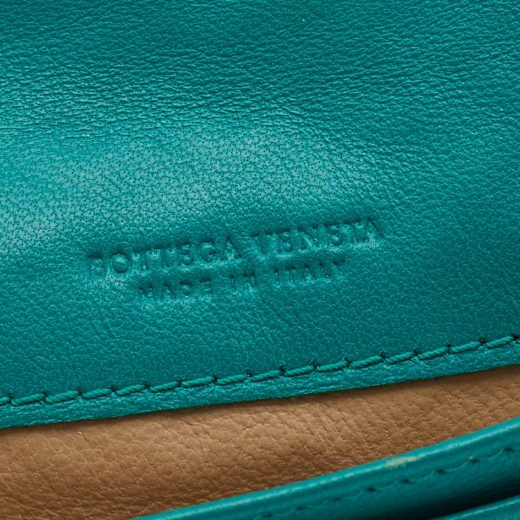 Pre Owned Bottega Veneta Green Intrecciato Leather Business Card Holder
