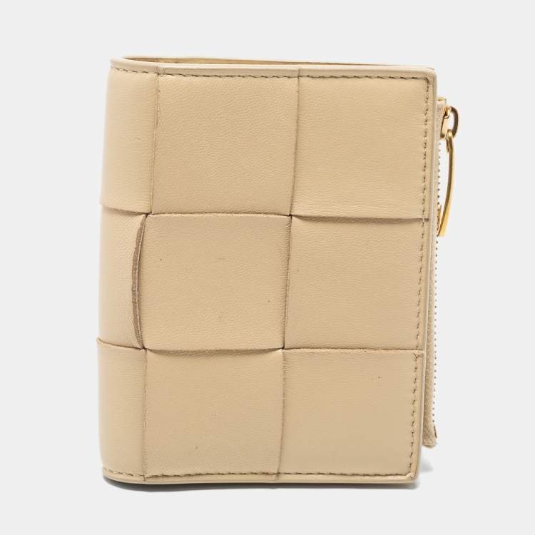 Bottega Veneta Beige Intrecciato Leather Cassette Bifold Compact Wallet ...