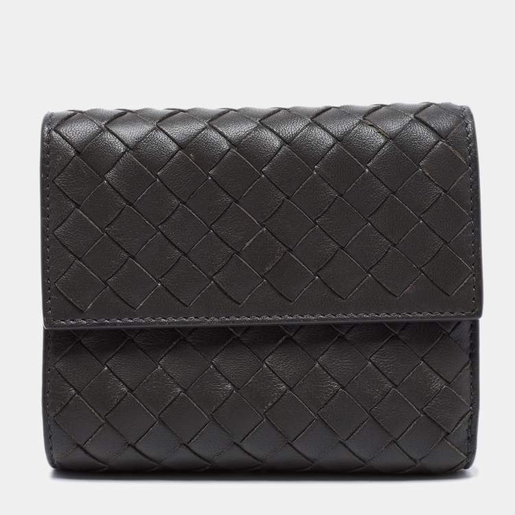 Pre Owned Bottega Veneta Grey Intrecciato Leather Trifold Wallet